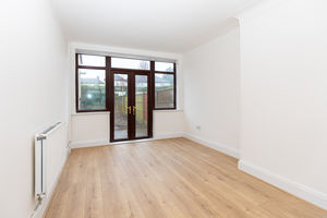 Lounge- click for photo gallery